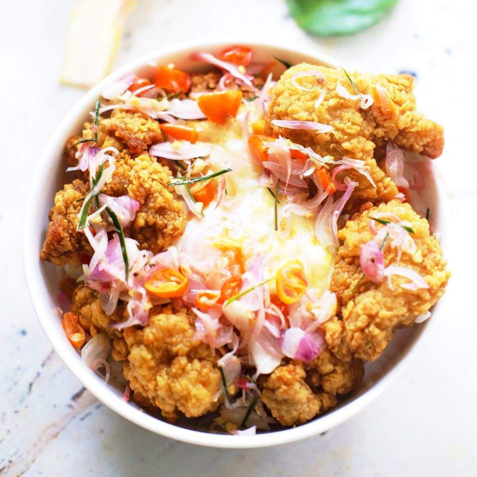 Image Chicken Karage Rice Bowl Sambal Matah Kecombrang